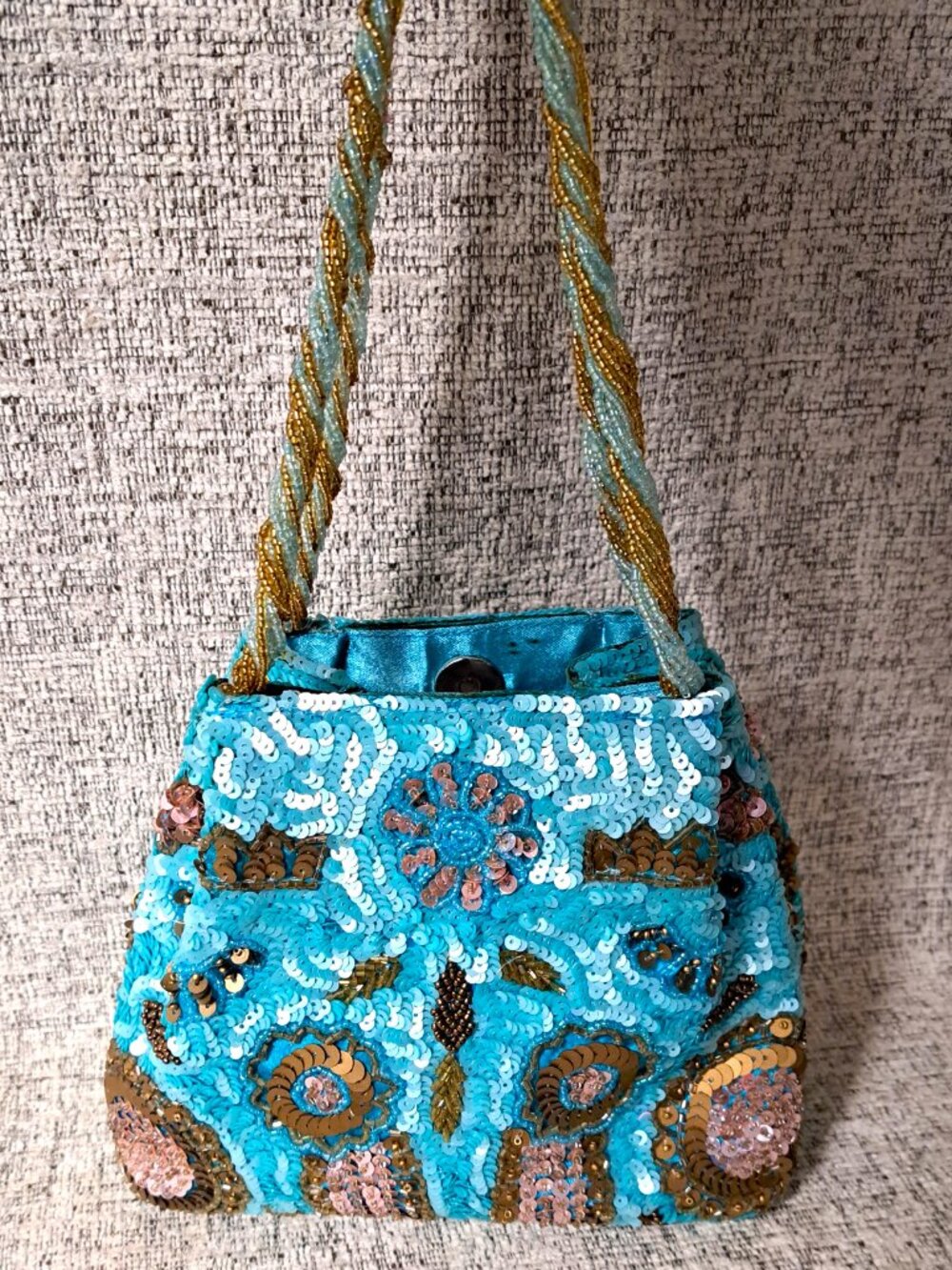 TURQUOISE SEQUIN BOUGAINVILLEA BRAND LADIES FANCY BEADED PURSE